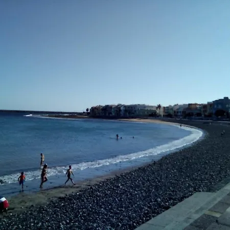 招待所 Arinaga Playa 3*